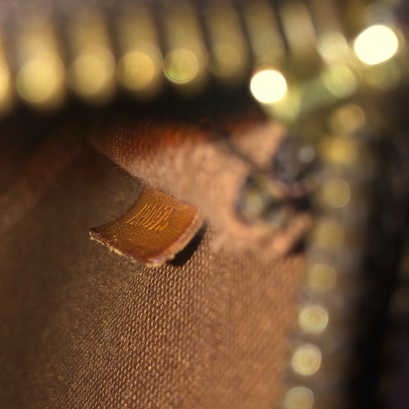 Louis Vuitton Pochette Accesoires - Picture 2 of 7